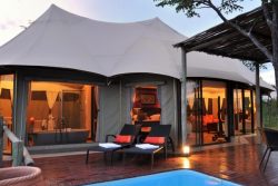 Safari Club Premium Accommodation - The_Elephant_Camp