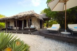 Safari Club Premium Accommodation - Azura_Quililea_Private_Island