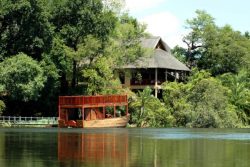 Safari Club Entry Accommodation - Divava_Okavango_Lodge_and_Spa