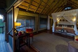Safari Club Classic Accommodation - Savute_Camp
