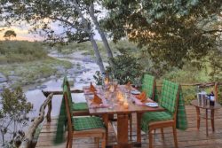 Safari Club Premium Accommodation - rekero-dinner-by-the-river