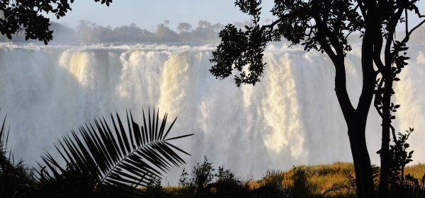 Safari Club - Victoria Falls in spate